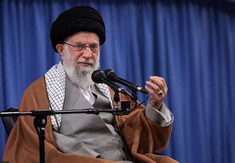 تجلیل امام خامنه ای از مقام علمی و عملی مرحوم آیت الله محقق داماد