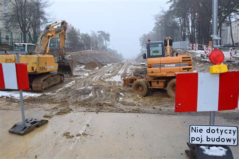 Nowe Utrudnienia Na Modernizowanej Ulicy Wojska Polskiego W Kielcach