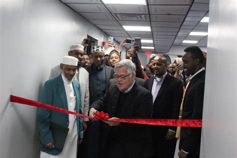 al farooq mosque opens  doors celebrating growth support