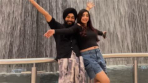 Kulhad Pizza Couple Video Sehaj Arora And Gurpreet Kaurs Public