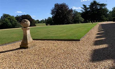 Top Steel Lawn Edging Questions - Steelscapes, Norfolk