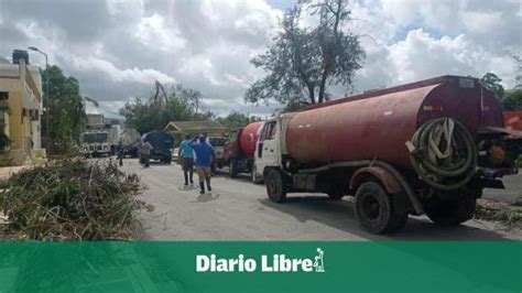 Inapa Lleva Agua A Sectores De El Seibo Afectados Por Fiona Diario Libre