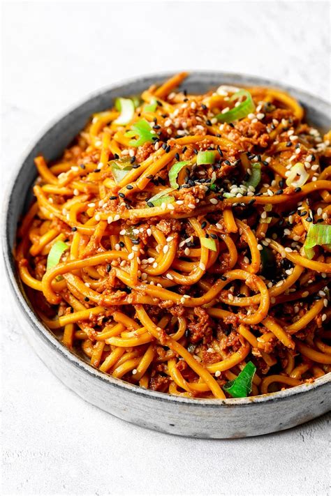 Vegan Chilli Garlic Stir Fry Noodles