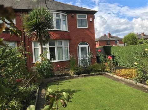 3 Bed Semi Detached House For Sale In Broadway Chadderton Oldham