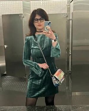 Allie Goertz Aka Nude Leak Photos Collections Onlyfans Fapello Ru