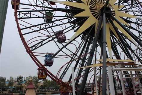 Mickeys Fun Wheel Paradise Pier Disney California Adventure Vacation