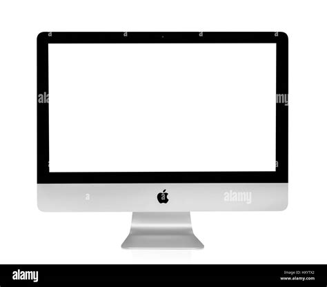 BANGKOK, THAILAND - August 14, 2015: Photo of new iMac 21.5 With OS X ...