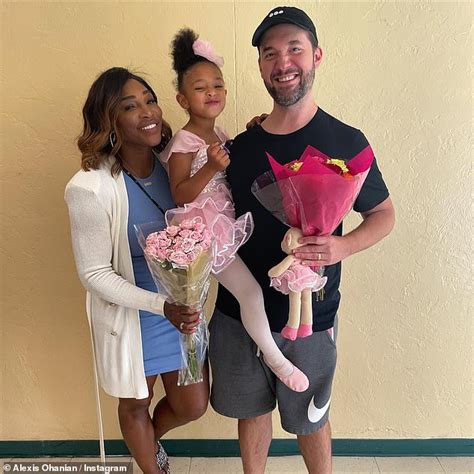 Serena Williams Lovingly Holds Her Daughter Olympia In Behind The