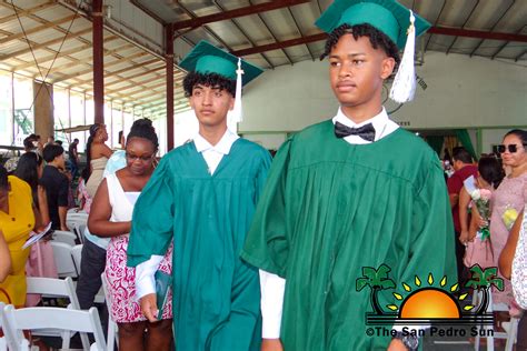 SPHS honors senior students at their 2023 graduation ceremony - The San ...