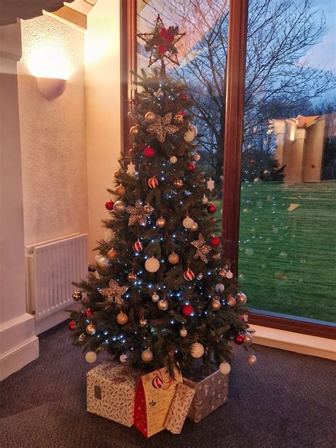 This howe bridge crematorium garden offers a surprising peace 17