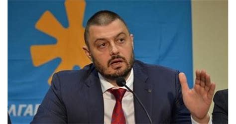 Бареков одобрявал правителство с широка подкрепа в център-дясно