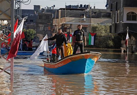 11 Photos Of the Sewage Flood That's Devastated Gaza