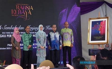 Bernama Tengku Permaisuri Selangor Berkenan Rasmi Pameran Rahsia Kebaya