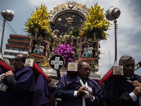 Cuál es la mejor hora para hacer la oración del Señor de los Milagros