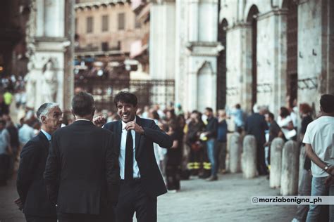 La Presentazione Del Drappellone Del Palio Di Agosto La Gallery