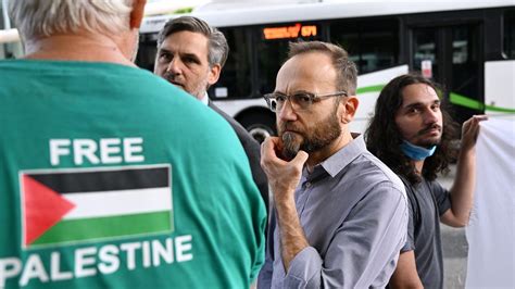 Greens Adam Bandt Wants Anthony Albanese To Punish Israel Cabinet