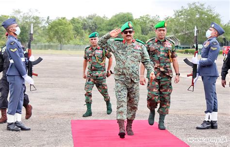 Wanni Troops Salute Commander During His Maiden Visit Sri Lanka Army