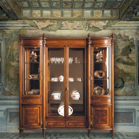 Louis XV Style China Cabinet FRATELLI RADICE SRL Wooden