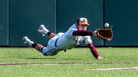 Gavin Cross Makes A Diving Catch In The Outfield During The 2022