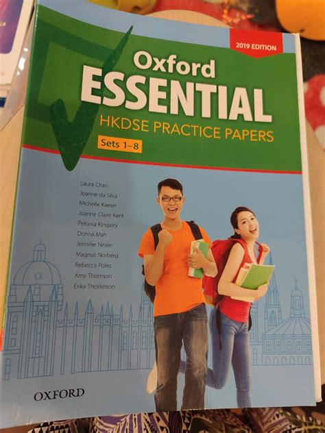 Oxford ESSENTIAL HKDSE PRACTICE PAPERS 興趣及遊戲 書本 文具 教科書 Carousell