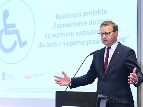 Romanowski Sypie Si Narracja Bodnarowc W