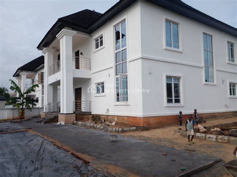 For Rent Brand New 4 Bedroom Detached Duplex With 2 Room Bq Flaming