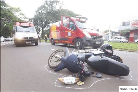 Motociclista Fica Em Estado Gravíssimo Depois De Bater Em Carro Em