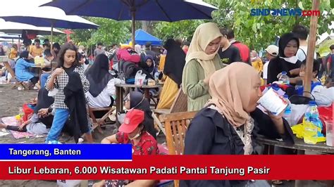 Libur Lebaran Wisatawan Padati Pantai Tanjung Pasir Tangerang