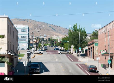 Downtown Wenatchee, WA Driving Tour In Spring, 40% OFF