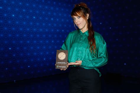 Photo Exclusif La Chanteuse Zaz Isabelle Geffroy Pose Avec Le