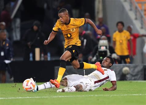 Kaizer Chiefs Striker Ashley Du Preez On How He Handles Criticism Over