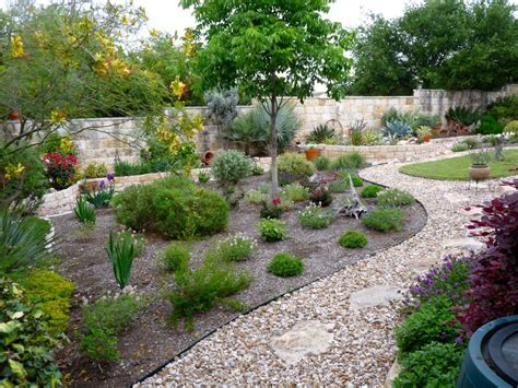 Texas Backyard Landscaping Ideas | Grapevine Lawn Guys