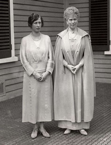 Más Tamaños Queen Mary Of Britain With Her Daughter Princess Royal