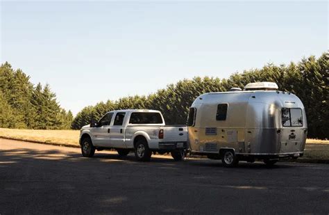 10 Best Travel Trailers Under 5000 lbs - Camper Grid