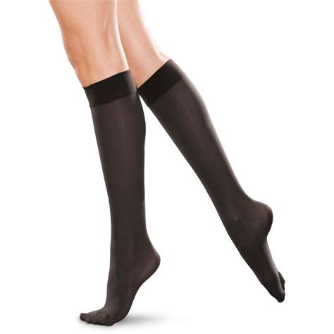 Knee High Compression 20 30 Mmhg Therafirm Compression Stockings