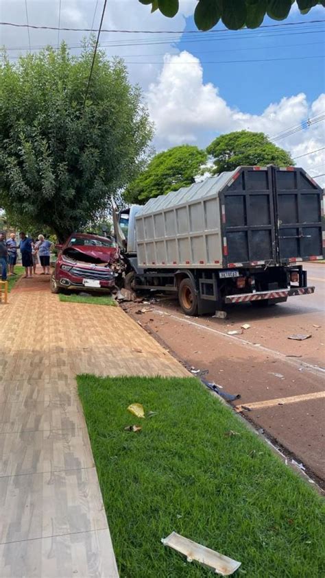 Acidente é registrado no cruzamento da rua General Rondon primeiro