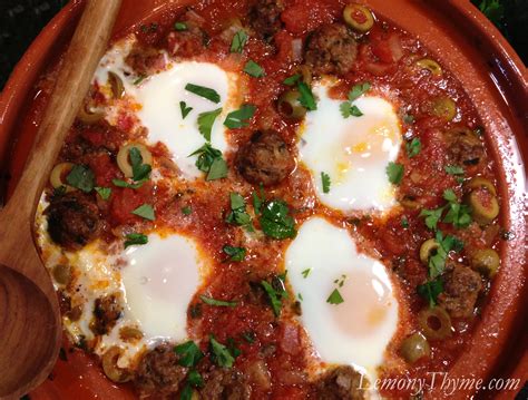 Kefta Mkaouara Moroccan Spicy Meatball Tomato Tagine With Poached