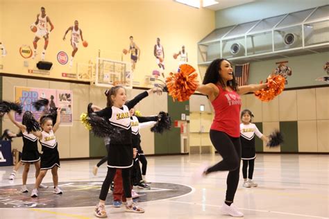 NFL cheerleaders teach universal language of ‘dance’ to military ...