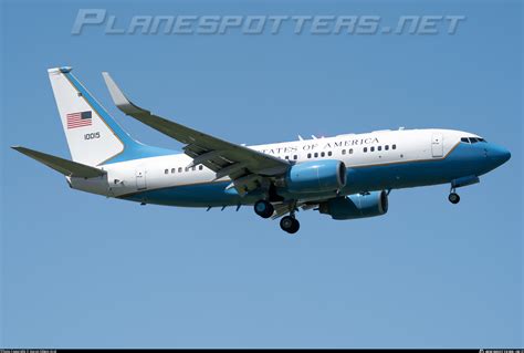 01 0015 United States Air Force Boeing C 40B 737 7DM WL BBJ Photo By