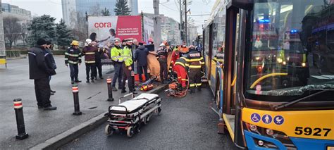 Noi Imagini De La Accidentul Mortal Din Centrul Ploie Tiului Un B Rbat