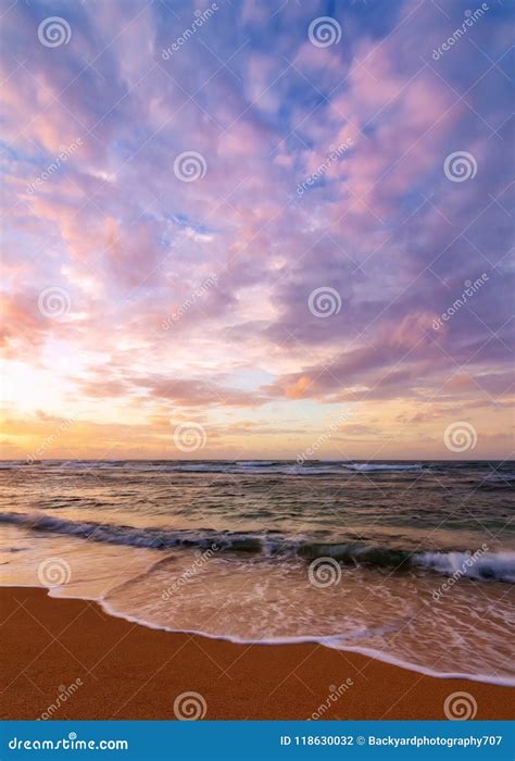 Kauai Hawaii Sunset at the Beach Stock Photo - Image of kauai, lava: 118630032