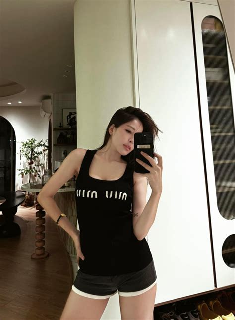 Hot gril Trâm Anh bây giờ ra sao Saostar vn