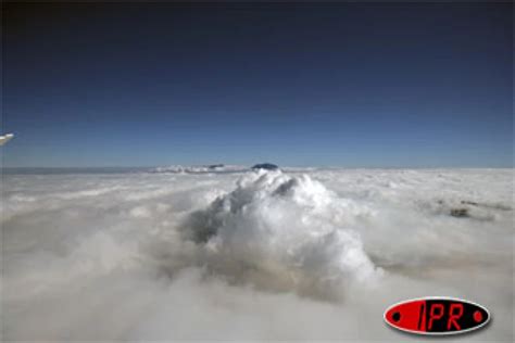 Colère sous les nuages