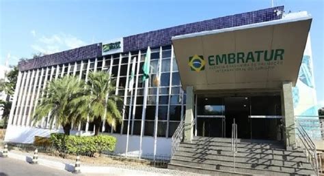 Secretário geral do Sindsep DF se reúne presidente da Embratur