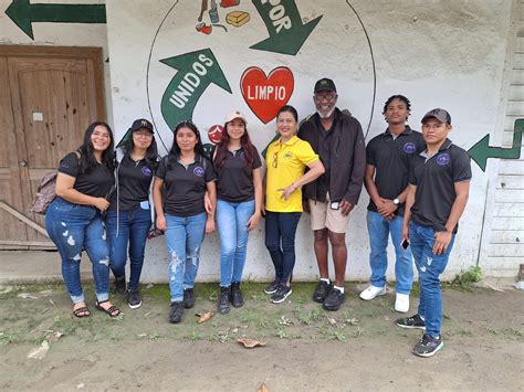 Estudiantes Del Centro Regional De Bocas Del Toro Participan En Gira