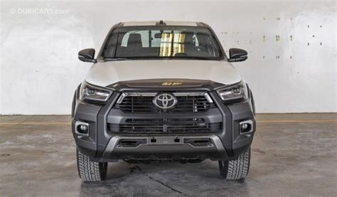 New 2023 Toyota Hilux 4x4 DC 4.0 Adventure HI P AT - Grey inside black ...