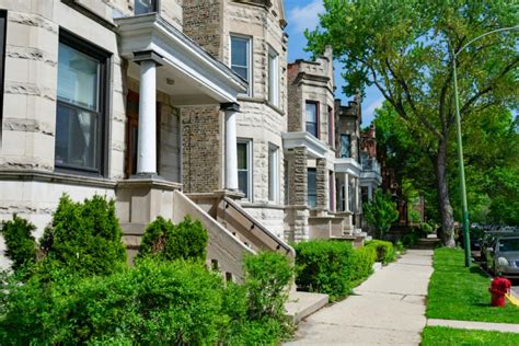 12 Best Neighborhoods in Chicago, IL 2023