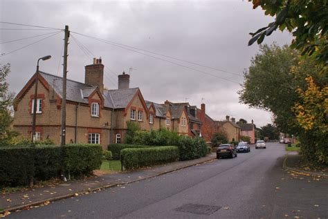 Tempsford Estate Houses Station Road © Richard Dorrell Cc By Sa20