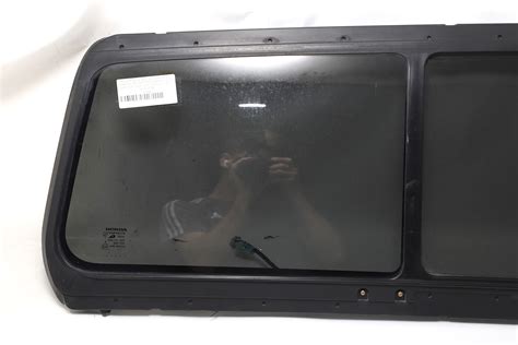 Honda Ridgeline 06 14 Rear Back Glass Sliding Assembly 73211 SJC A01