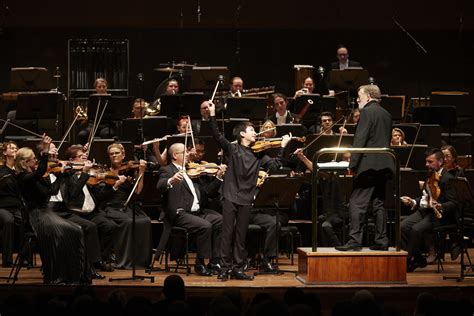 Conductor Sir Andrew Davis Has Died